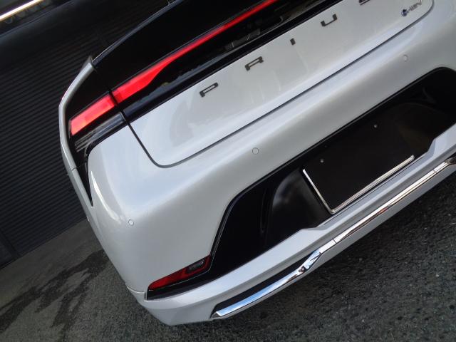 プリウス Ｚ　禁煙車　モデリスタエアロ（Ｆ／Ｓ／Ｒ）　モデリスタ１９インチアルミ　純正１２．３ナビ／ＴＶ／Ｂｌｕｅｔｏｏｔｈ　全方位モニター　パノラマルーフ　電動リヤゲート　デジタルインナミラ　スペアキー２本（15枚目）