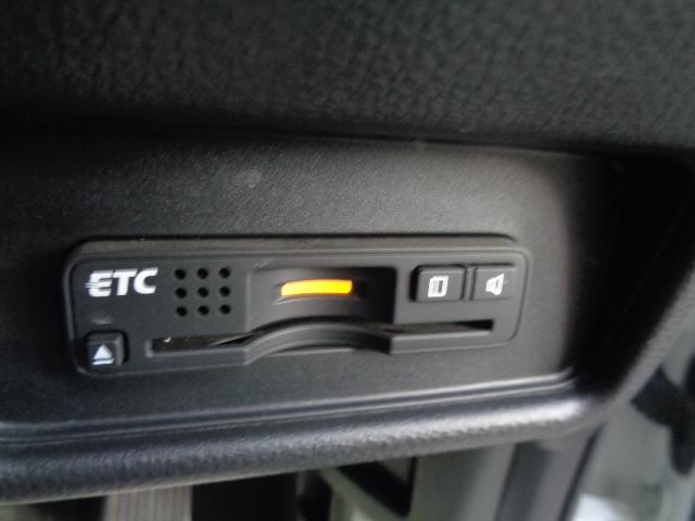 オデッセイ アブソルート・EX 禁煙車 純正9インチナビ/TV/CD/Bluetooth/SD再生 バックカメラ ETC 両側パワースライドドア パワーシート LEDヘッドライト LEDウエルカムライト スマートキー2本(36枚目)