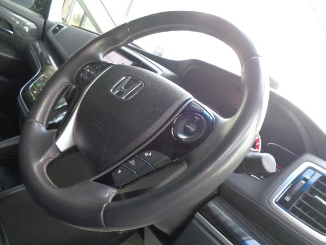 オデッセイ アブソルート・EX 禁煙車 純正9インチナビ/TV/CD/Bluetooth/SD再生 バックカメラ ETC 両側パワースライドドア パワーシート LEDヘッドライト LEDウエルカムライト スマートキー2本(42枚目)