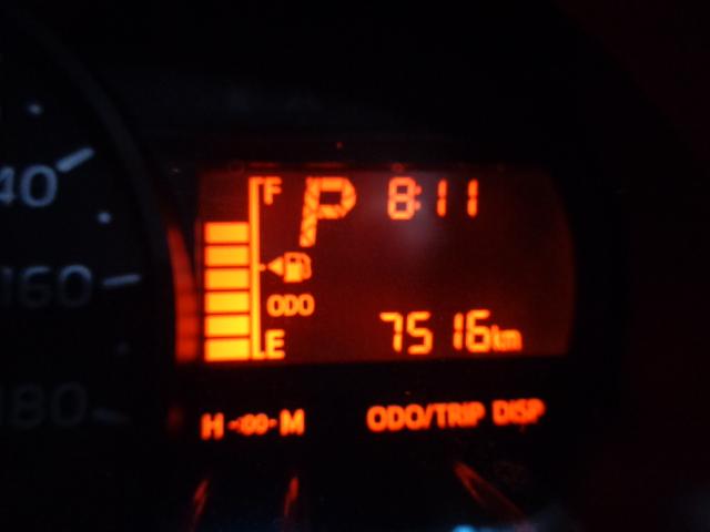 パッソ Ｘ　禁煙車　純正ナビ／ＴＶ／ＣＤ／Ｂｌｕｅｔｏｏｔｈ　クリアランスソナー　オートライト　ベンチシート　電動格納ミラー　プッシュスタート　スマートキー２本（4枚目）