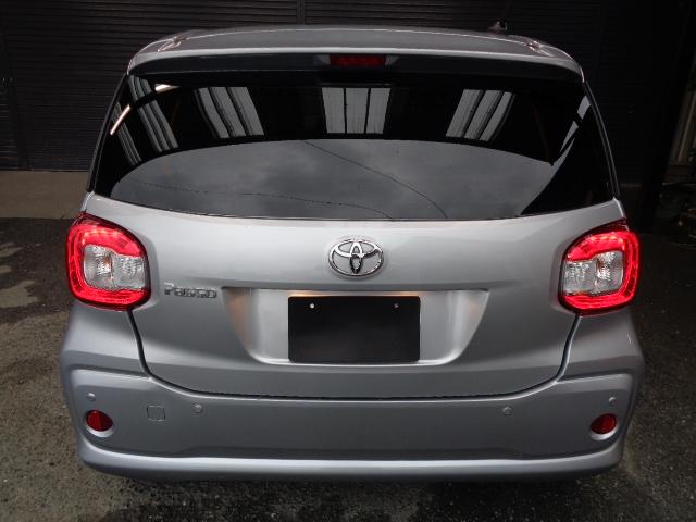 パッソ Ｘ　禁煙車　純正ナビ／ＴＶ／ＣＤ／Ｂｌｕｅｔｏｏｔｈ　クリアランスソナー　オートライト　ベンチシート　電動格納ミラー　プッシュスタート　スマートキー２本（10枚目）