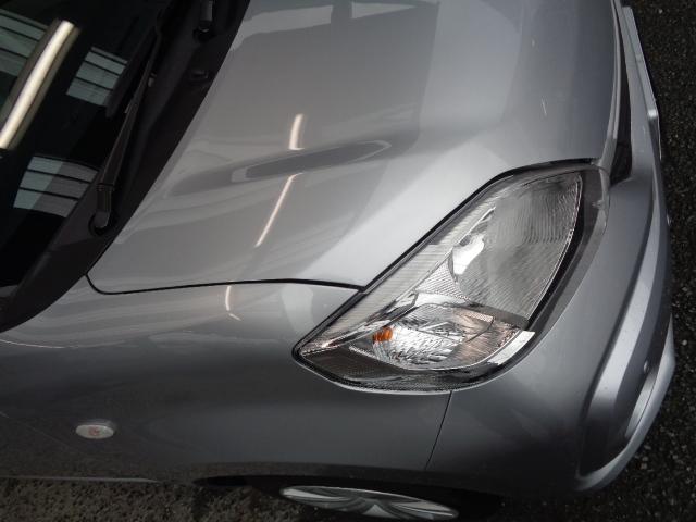 パッソ Ｘ　禁煙車　純正ナビ／ＴＶ／ＣＤ／Ｂｌｕｅｔｏｏｔｈ　クリアランスソナー　オートライト　ベンチシート　電動格納ミラー　プッシュスタート　スマートキー２本（19枚目）