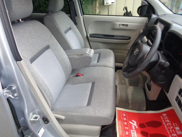 パッソ Ｘ　禁煙車　純正ナビ／ＴＶ／ＣＤ／Ｂｌｕｅｔｏｏｔｈ　クリアランスソナー　オートライト　ベンチシート　電動格納ミラー　プッシュスタート　スマートキー２本（25枚目）