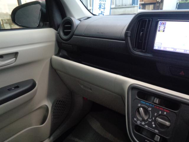 パッソ Ｘ　禁煙車　純正ナビ／ＴＶ／ＣＤ／Ｂｌｕｅｔｏｏｔｈ　クリアランスソナー　オートライト　ベンチシート　電動格納ミラー　プッシュスタート　スマートキー２本（30枚目）