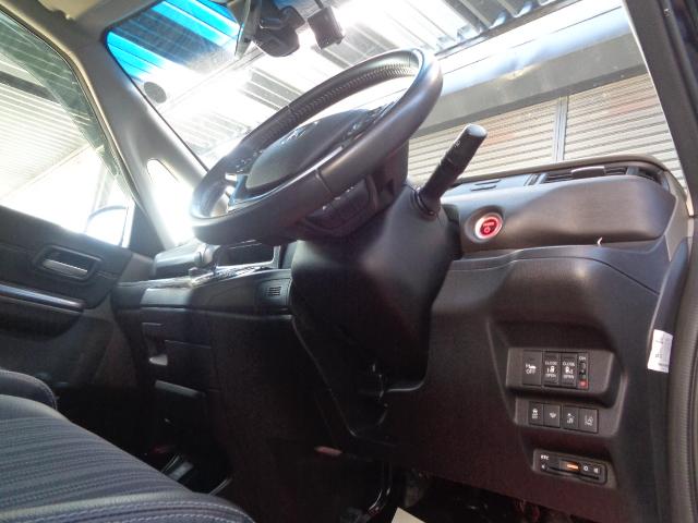 フリードハイブリッド ハイブリッド・Ｇホンダセンシング　禁煙車　７人乗　純正ナビ／ＴＶ／ＤＶＤ／ＣＤ／Ｂｌｕｅｔｏｏｔｈ／ＳＤ再生　バックカメラ　ドラレコ　ＥＴＣ　両側パワースライドドア　ＬＥＤヘッドライト　プッシュスタート　スマートキー２本（43枚目）