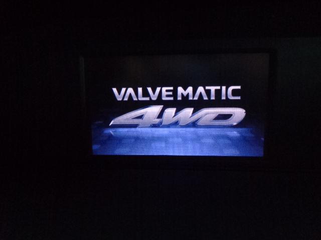 ヴォクシー ＺＳ　４ＷＤ　７人乗り　禁煙車　純正９インチナビ／ＴＶ／ＤＶＤ／ＣＤ／Ｂｌｕｅｔｏｏｔｈ　フリップダウンモニター　バックカメラ　ＥＴＣ　両側パワースライドドア　純正１６アルミ　スマートキー２本（41枚目）