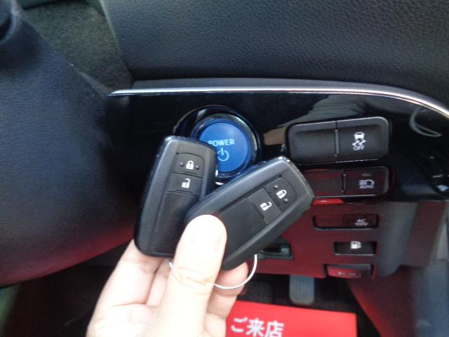 プリウス Ｓ　禁煙車　純正ナビ／Ｂｌｕｅｔｏｏｔｈ　バックカメラ　ＥＴＣ　トヨタセーフティ　ＬＥＤヘッドライト　オートライト　クリアランスソナー　１００ｖ電源　純正１５インチアルミ　スマートキー２本（47枚目）