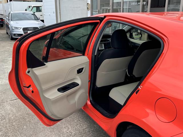 アクア Ｓ　純正ナビＴＶ　Ｂカメラ　ＥＴＣ（31枚目）