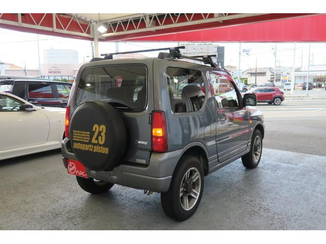 ジムニー ランドベンチャー　４ＷＤ　キーレス　５速マニュアル　ＥＴＣ　ハーフレザー　シートヒーター　純正１６インチアルミ　ディスプレイオーディオ（2枚目）