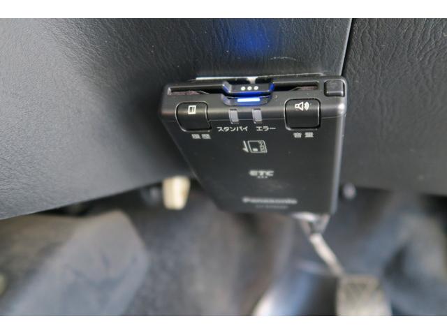 ジムニー ランドベンチャー　４ＷＤ　キーレス　５速マニュアル　ＥＴＣ　ハーフレザー　シートヒーター　純正１６インチアルミ　ディスプレイオーディオ（13枚目）