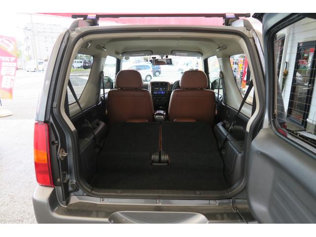 ジムニー ランドベンチャー　４ＷＤ　キーレス　５速マニュアル　ＥＴＣ　ハーフレザー　シートヒーター　純正１６インチアルミ　ディスプレイオーディオ（32枚目）