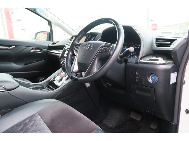 アルファードハイブリッド SR 純正後席ディスプレイ 純正9インチナビ LEDヘッドランプ パワーバックドア 両側パワースライドドア LEDヘッドランプ 前席パワーシート クルーズコントロール スペアタイヤ バックカメラ(8枚目)