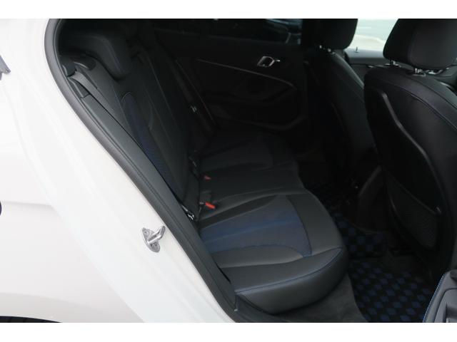 １シリーズ １１８ｄ　Ｍスポーツ　ブラックフロントグリル　Ｍ仕様ドアミラーカバー　ワンオーナー　純正ナビ　バックカメラ　ＬＥＤヘッドランプ　純正ドライブレコーダー　スペアキー有　禁煙車（17枚目）