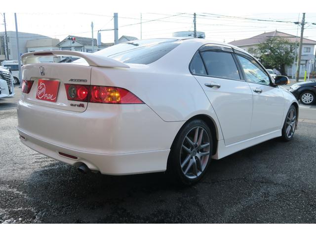 アコード ユーロＲ　社外ナビ　フルセグＴＶ　無限サス　ＪＳレーシングマフラー（2枚目）