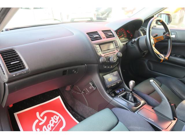 アコード ユーロＲ　社外ナビ　フルセグＴＶ　無限サス　ＪＳレーシングマフラー（13枚目）