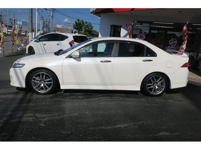 アコード ユーロＲ　社外ナビ　フルセグＴＶ　無限サス　ＪＳレーシングマフラー（22枚目）