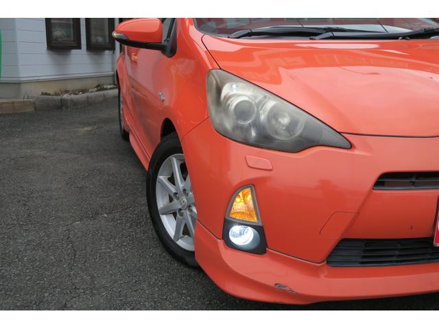 アクア Ｇ　エアロ　ユーザー買取車　スマートキー　バックカメラ　ＬＥＤヘッドランプ　デアイサー　シートヒーター　革巻きステアリング　１５インチ純正アルミ（26枚目）