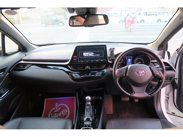 Ｃ－ＨＲ Ｇ　スマートキー　ＥＴＣ　モデリスタフルエアロ　フルセグＴＶ　バックカメラ　ＬＥＤヘッドライト　クリアランスソナー　クルーズコントロール　衝突軽減ブレーキ　オートハイビーム　レーンキープアシスト　ブラインドスポットモニター　純正１８インチアルミ（4枚目）