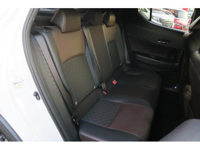 Ｃ－ＨＲ Ｇ　スマートキー　ＥＴＣ　モデリスタフルエアロ　フルセグＴＶ　バックカメラ　ＬＥＤヘッドライト　クリアランスソナー　クルーズコントロール　衝突軽減ブレーキ　オートハイビーム　レーンキープアシスト　ブラインドスポットモニター　純正１８インチアルミ（16枚目）