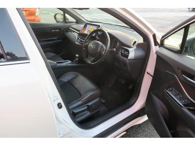 Ｃ－ＨＲ Ｇ　スマートキー　ＥＴＣ　モデリスタフルエアロ　フルセグＴＶ　バックカメラ　ＬＥＤヘッドライト　クリアランスソナー　クルーズコントロール　衝突軽減ブレーキ　オートハイビーム　レーンキープアシスト　ブラインドスポットモニター　純正１８インチアルミ（29枚目）