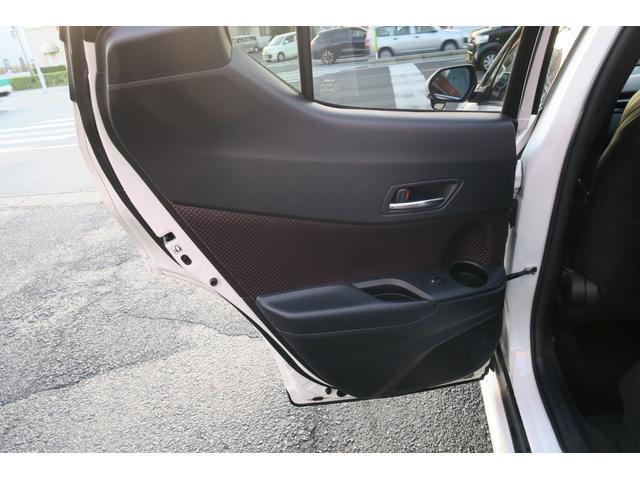 Ｃ－ＨＲ Ｇ　スマートキー　ＥＴＣ　モデリスタフルエアロ　フルセグＴＶ　バックカメラ　ＬＥＤヘッドライト　クリアランスソナー　クルーズコントロール　衝突軽減ブレーキ　オートハイビーム　レーンキープアシスト　ブラインドスポットモニター　純正１８インチアルミ（36枚目）