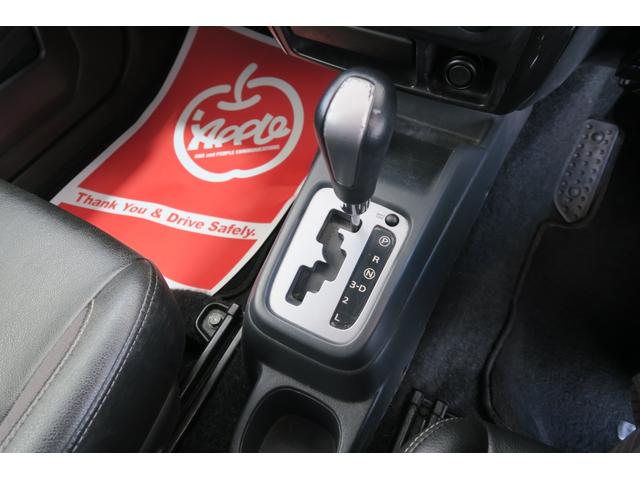 ジムニー クロスアドベンチャーＸＣ　キーレス　ハーフレザーシート　シートヒーター　ＥＴＣ　ＨＩＤヘッドライト　社外ディススプレイオーディオ　社外フロント　リアバンパー　社外テール　社外マフラー　２インチリフトアップ（12枚目）