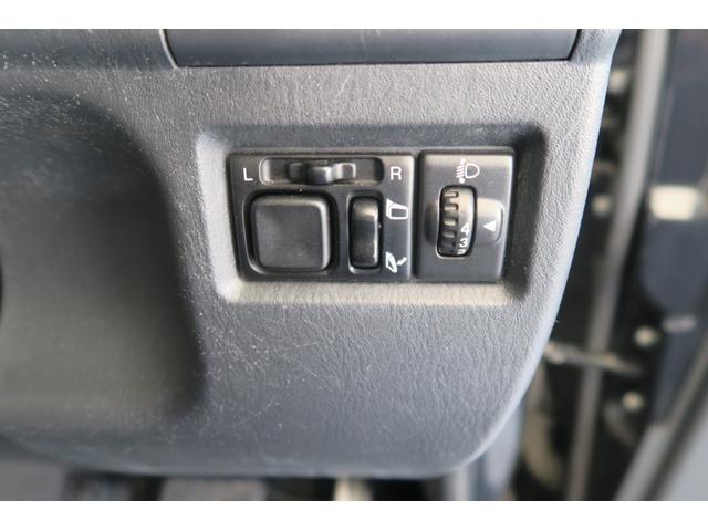 ジムニー クロスアドベンチャーＸＣ　キーレス　ハーフレザーシート　シートヒーター　ＥＴＣ　ＨＩＤヘッドライト　社外ディススプレイオーディオ　社外フロント　リアバンパー　社外テール　社外マフラー　２インチリフトアップ（13枚目）