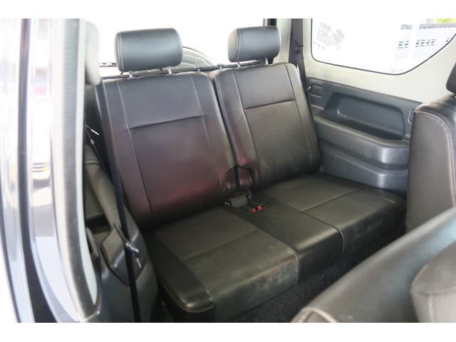 ジムニー クロスアドベンチャーＸＣ　キーレス　ハーフレザーシート　シートヒーター　ＥＴＣ　ＨＩＤヘッドライト　社外ディススプレイオーディオ　社外フロント　リアバンパー　社外テール　社外マフラー　２インチリフトアップ（17枚目）