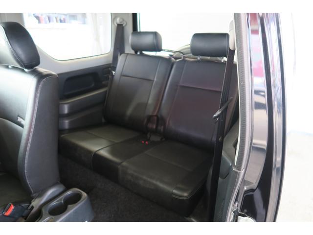 ジムニー クロスアドベンチャーＸＣ　キーレス　ハーフレザーシート　シートヒーター　ＥＴＣ　ＨＩＤヘッドライト　社外ディススプレイオーディオ　社外フロント　リアバンパー　社外テール　社外マフラー　２インチリフトアップ（18枚目）