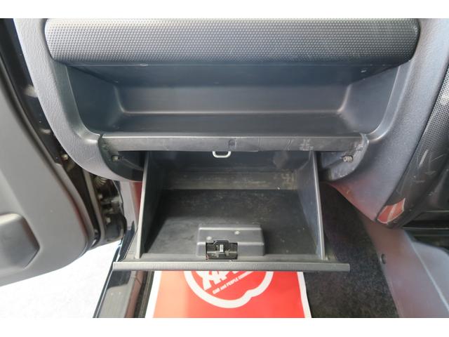 ジムニー クロスアドベンチャーＸＣ　キーレス　ハーフレザーシート　シートヒーター　ＥＴＣ　ＨＩＤヘッドライト　社外ディススプレイオーディオ　社外フロント　リアバンパー　社外テール　社外マフラー　２インチリフトアップ（29枚目）