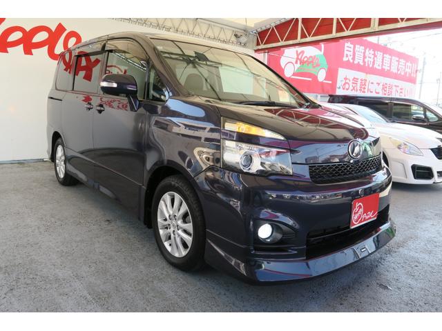 ヴォクシー ＺＳ　モデリスタエアロ　後席フリップダウンモニター　両側パワースライドドア　社外ナビ　フルセグＴＶ　フルシートカバー（5枚目）