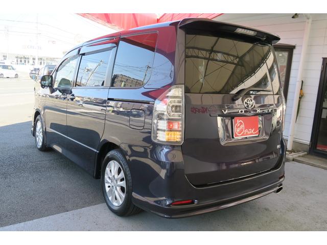 ヴォクシー ＺＳ　モデリスタエアロ　後席フリップダウンモニター　両側パワースライドドア　社外ナビ　フルセグＴＶ　フルシートカバー（7枚目）