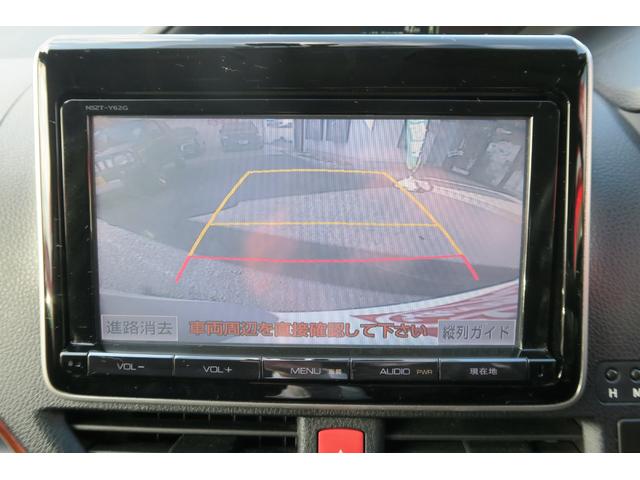 ヴォクシー ＺＳ　両側パワースライドドア　後席モニター　バックカメラ　ＬＥＤヘッドランプ　左右独立温度調整エアコン（12枚目）