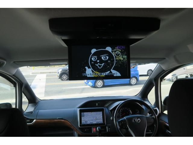 ヴォクシー ＺＳ　両側パワースライドドア　後席モニター　バックカメラ　ＬＥＤヘッドランプ　左右独立温度調整エアコン（15枚目）