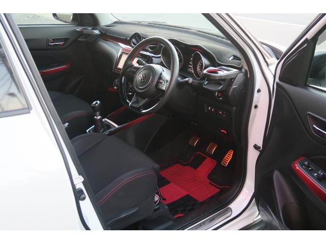 スイフトスポーツ ベースグレード　スマートキー　ＥＴＣ　　ＬＥＤヘッドライト　社外ナビ　フルセグＴＶ　バックカメラ　全方位カメラ　シートヒーター　純正アルミ　前後マッドガード　クリアランスソナー　デュアルセンサーブレーキ　レーンキープアシスト　ブラインドスポットモニター（29枚目）