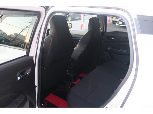 スイフトスポーツ ベースグレード　スマートキー　ＥＴＣ　　ＬＥＤヘッドライト　社外ナビ　フルセグＴＶ　バックカメラ　全方位カメラ　シートヒーター　純正アルミ　前後マッドガード　クリアランスソナー　デュアルセンサーブレーキ　レーンキープアシスト　ブラインドスポットモニター（37枚目）