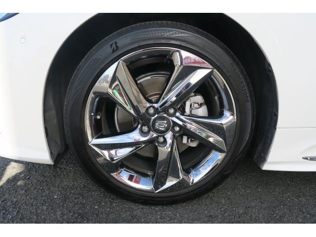 クラウンハイブリッド ＲＳアドバンス　３眼ＬＥＤ　ヘッドアップディスプレイ　パノラミックビューモニター　レーダークルーズコントロール　デジタルインナーミラー　サンルーフ　ハーフレザーシート　カードキー　セーフティセンス　ステアリングヒータ（22枚目）