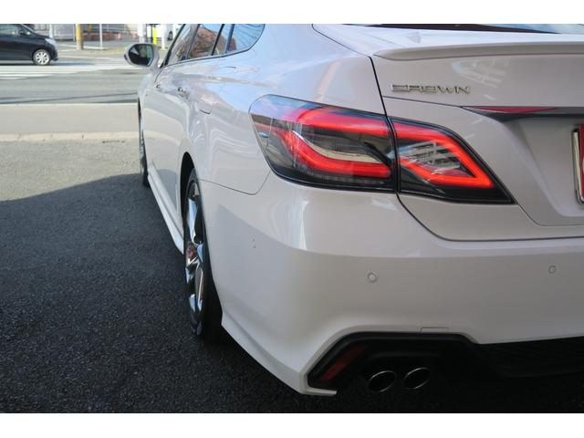 クラウンハイブリッド ＲＳアドバンス　３眼ＬＥＤ　ヘッドアップディスプレイ　パノラミックビューモニター　レーダークルーズコントロール　デジタルインナーミラー　サンルーフ　ハーフレザーシート　カードキー　セーフティセンス　ステアリングヒータ（30枚目）