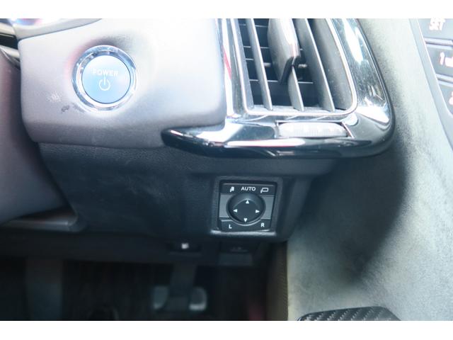 クラウンハイブリッド ＲＳアドバンス　３眼ＬＥＤ　ヘッドアップディスプレイ　パノラミックビューモニター　レーダークルーズコントロール　デジタルインナーミラー　サンルーフ　ハーフレザーシート　カードキー　セーフティセンス　ステアリングヒータ（37枚目）