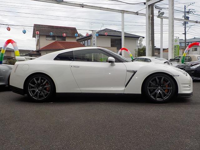 プレミアムエディション MY13モデル NISMOスポーツリセッティング施工済み オプションファッショナブルインテリア セミアニリン本革電動シート BOSEサウンドシステム 専用HDDナビ クルーズコント ドラレコ 禁煙車(13枚目)