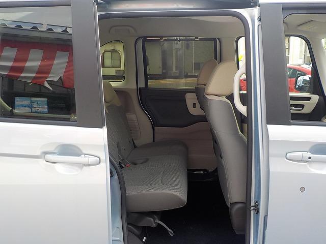 Ｎ－ＢＯＸ Ｇ・Ｌホンダセンシング☆純正ナビ☆前席ヒーター☆禁煙車☆　純正ＳＤＤナビ☆Ｉｐｏｄ接続☆ＵＳＢ＆ＢＴｏｏｔｈ☆バックカメラ☆ナビ連動ＥＴＣ☆前後ドラレコ☆前席ヒーター☆レーダークルーズ☆ハンドル支援☆電格ウィンカーミラー☆左パワスラ☆ＬＥＤオートハイビーム☆（41枚目）