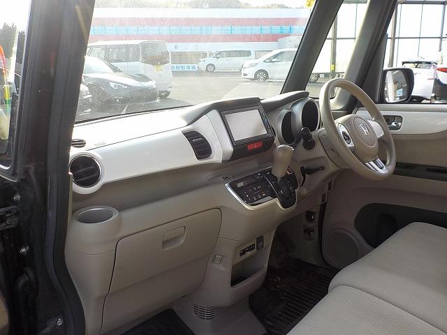 Ｎ－ＢＯＸ＋ Ｇ・Ｌパッケージ☆ホワイトツートンルーフ☆修復無し☆禁煙車☆　純正メモリナビ☆ＤＶＤ再生☆Ｉｐｏｄ接続☆ＵＳＢ＆ＢＴｏｏｔｈ☆ステアリモコン☆バックカメラ☆ナビ連動ＥＴＣ☆電格ウィンカーミラー☆車速連動間欠ワイパー☆左パワスラ☆スマートキー＆プッシュスタート☆（52枚目）