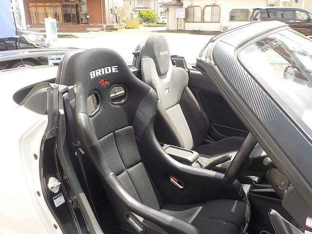 コペン ＧＲスポーツ☆車高調☆フルバケット☆禁煙車☆　軽量ボンネット☆リアウィング☆ＢＲＩＤＥフルバケット☆Ｂｌｉｔｚエアクリ＆タワーバー☆ＨＫＳハイパーＭＡＸ車高調☆ロッソモデューロチタンマフラー☆カーボンルーフラッピング☆ＴＲＤパフォーマンスダンパー（35枚目）