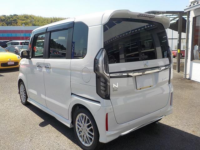 Ｎ－ＢＯＸカスタム Ｌターボ★純正８インチナビ☆ホンダセンシング☆禁煙車☆　純正８型ナビ☆フルセグ☆ＤＶＤ再生☆Ｂｔｏｏｔｈ☆音楽録音☆バックカメラ☆ビルトインＥＴＣ☆前後ドラレコ☆衝突軽減☆アダプティブクルコン☆ＬＥＤオートハイビーム☆ＬＥＤフォグ☆Ｗパワスラ☆禁煙車☆（9枚目）