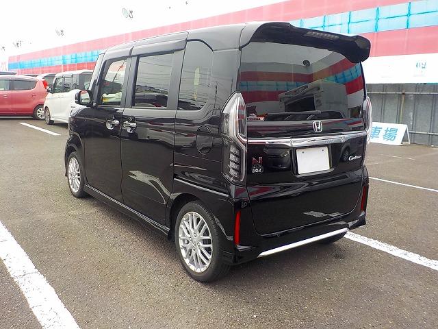 Ｎ－ＢＯＸカスタム Ｌターボ☆８インチナビ☆ＥＴＣ２．０☆修復歴なし☆禁煙車☆　純正８インチナビ☆フルセグ☆Ｂｔｏｏｔｈ☆ＤＶＤ再生☆バックカメラ☆ナビ連動ＥＴＣ２．０☆ナビ連動前後ドラレコ☆衝突軽減☆アダプティブクルコン☆ハンドル支援☆Ｗパワスラ☆Ｆシートヒーター☆ハーフレザー（12枚目）