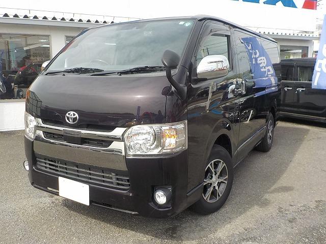 ハイエースバン スーパーＧＬダークプライム２ベッドＫＩＤディーゼル☆試乗ＯＫ　ディーゼル☆走行１．８万☆ベッドキッド☆ナビ☆バックカメラ☆ＥＴＣ☆ＡＣ１００Ｖ電源☆半革シート☆セーフティセンス☆ＬＥＤライト☆ウッド調パネル＆コンビハンドル☆スマートキー☆アルミホイール☆試乗ＯＫ（3枚目）