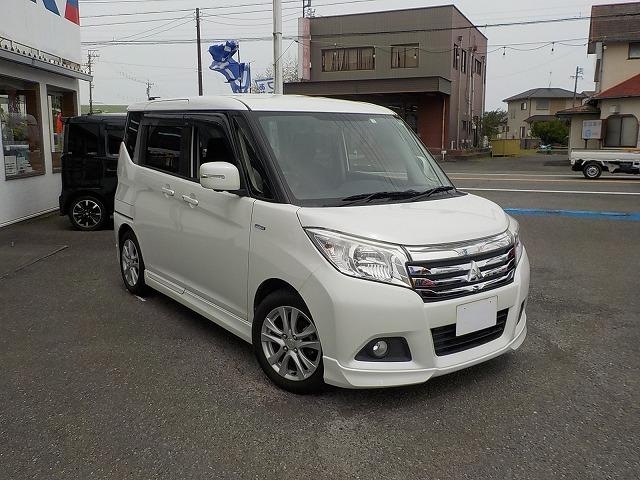 デリカＤ：２ ハイブリッドＭＺナビパック☆全方位カメラ☆修復無し☆禁煙車☆　メーカー装着ナビ☆ＤＶＤ再生☆Ｉｐｏｄ接続☆ＵＳＢ＆ＢＴｏｏｔｈ☆ＡｐｐｌｅＣａｒＰｌａｙ対応☆全方位カメラ☆ビルトインＥＴＣ☆クルーズコント☆運転席ヒーター☆両パワスラ☆レーダーブレーキ☆（6枚目）