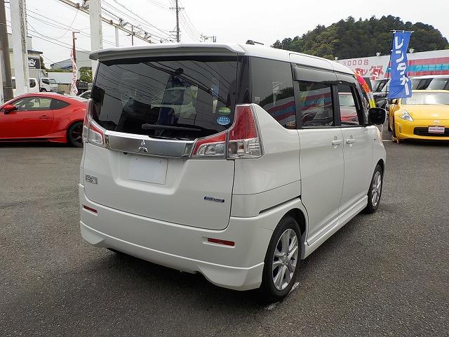 デリカＤ：２ ハイブリッドＭＺナビパック☆全方位カメラ☆修復無し☆禁煙車☆　メーカー装着ナビ☆ＤＶＤ再生☆Ｉｐｏｄ接続☆ＵＳＢ＆ＢＴｏｏｔｈ☆ＡｐｐｌｅＣａｒＰｌａｙ対応☆全方位カメラ☆ビルトインＥＴＣ☆クルーズコント☆運転席ヒーター☆両パワスラ☆レーダーブレーキ☆（8枚目）