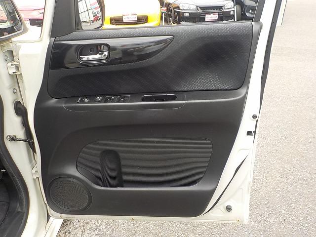 Ｎ－ＢＯＸカスタム Ｇ　ターボＳＳパッケージ☆衝突軽減☆クルーズコント☆禁煙車☆　純正ナビ☆ＤＶＤ再生☆Ｉｐｏｄ接続☆ＵＳＢ＆ＢＴｏｏｔｈ☆バックカメラ☆クルーズコント☆ＣＴＢＡ衝突軽減☆パドルシフト☆ＩＯＮクリーンオートエアコン☆ＨＩＤオートライト☆両パワスラ☆１５インチアルミ☆（32枚目）