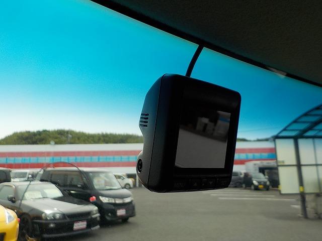 Ｎ－ＢＯＸカスタム ＧターボＬパック★前後ドラレコ☆両パワスラ☆禁煙車☆　純正ナビ☆Ｉｐｏｄ接続☆ＵＳＢ＆ＢＴｏｏｔｈ☆バックカメラ☆ナビ連動ＥＴＣ☆前後ドラレコ☆クルーズコント☆ＬＥＤオートライト☆ＬＥＤフォグ☆パドルシフト☆ハーフレザーシート☆オートリトラミラー☆（21枚目）
